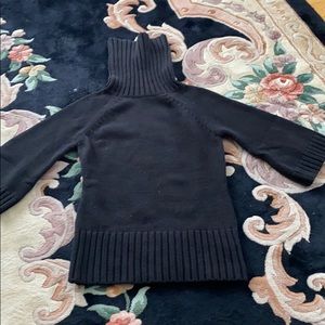 Black turtleneck three-quarter sleeve sweater top